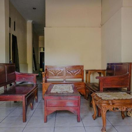 Sawojajar Inn Malang Exterior foto